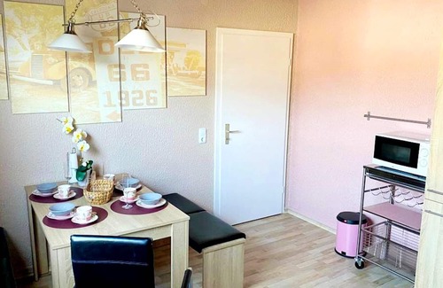 Lorsch Apartment | Homerez - Amazing appartement for 4 ppl. with terrace at Lorsch
