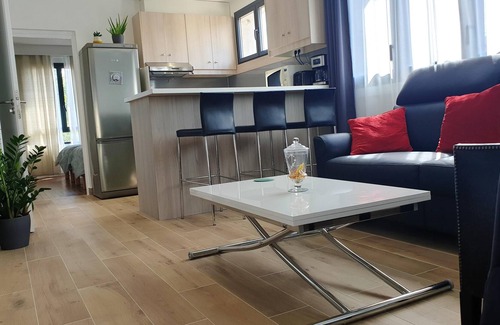 Argenteuil House | Homerez - Amazing house for 4 ppl. with terrace at Argenteuil