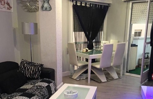 Almeria Apartment | Homerez - Apartment in Almería
