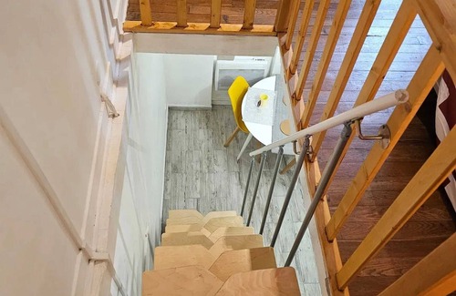 Montlucon Apartment | Homerez - Apartment in Montluçon