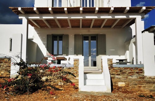 Antiparos Apartment | Homerez - Apartment in Antiparos
