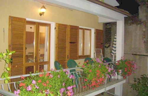 Prabione Apartment | Homerez - Apartment in Prabione w/mountain view.