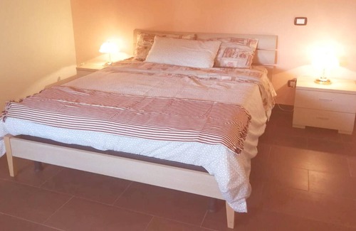 Casalvecchio Siculo Apartment | Homerez - Appartement 6 km away from the beach for 5 ppl. at Casalvecchio Siculo