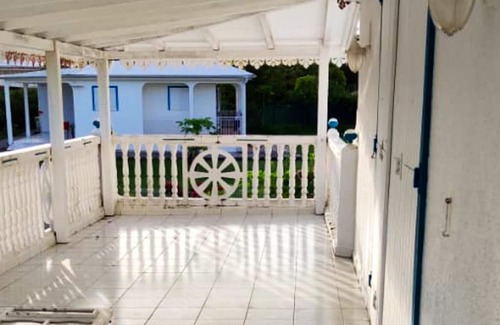 Dubedou Apartment | Homerez - Appartement 3 km away from the beach for 4 ppl. at Saint-François