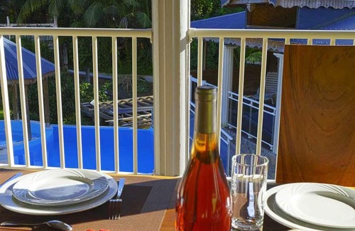 Lamentin Apartment | Homerez - Appartement 10 km away from the beach with shared pool and jacuzzi