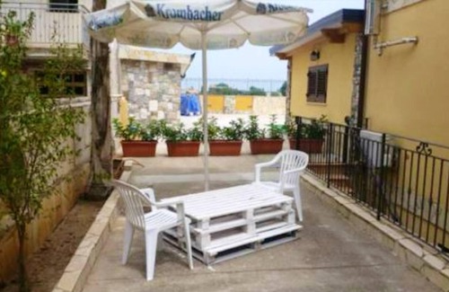 Palermo Apartment | Homerez - Appartement 2 km away from the beach for 6 ppl. with garden at Palermo