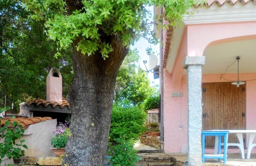 Posada Apartment | Homerez - Appartement 2 km away from the beach for 6 ppl. with garden at Posada
