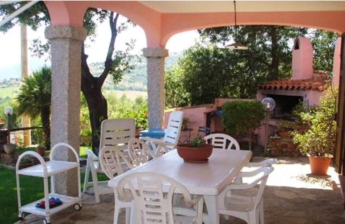Posada Apartment | Homerez - Appartement 2 km away from the beach for 6 ppl. with garden at Posada