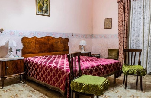 Favara Apartment | Homerez - Appartement 8 km away from the beach for 4 ppl. with terrace at Favara