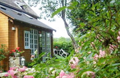 Olby Apartment | Homerez - Appartement for 3 ppl. with shared pool, garden and terrace at Olby