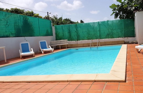 Le Francois Apartment | Homerez - Appartement 3 km away from the beach for 2 ppl. with swimming-pool