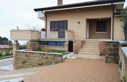 Avellino Apartment | Homerez - Apt Avellino - Mountain View