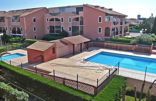 Les Arenes Apartment | Homerez - Apt. in Canet-en-Roussillon
