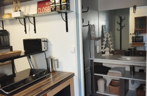 Corbeil-Essonnes Apartment | Homerez - Apt in Corbeil-Essonnes