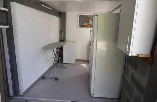 Latresne Apartment | Homerez - Apt. in Latresne with Jacuzzi