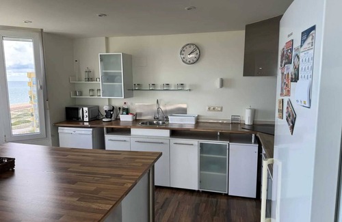 Pobles del Sud Apartment | Homerez - Apt in Valencia sea view