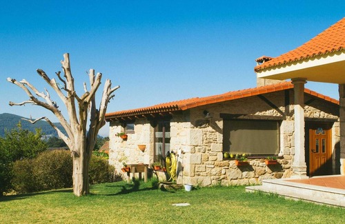 Redondela House | Homerez - Apt with pool in Pontevedra