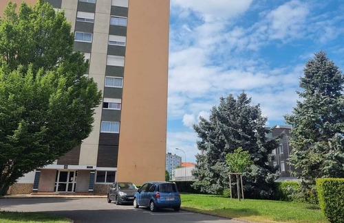 Chalon-sur-Saone Apartment | Homerez - Beautiful appartement for 4 ppl. with balcony at Chalon-sur-Saône