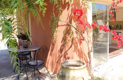 Querciolo Apartment | Homerez - Beautiful studio 4 km away from the beach for 2 ppl. with shared pool