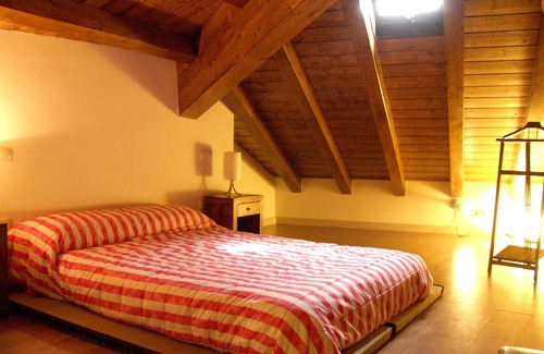 Villalpando Apartment | Homerez - Beautiful appartement for 8 ppl. with balcony at Villalpando
