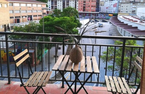 Ensanche Centro Apartment | Homerez - Beautiful appartement for 7 ppl. with balcony at Málaga