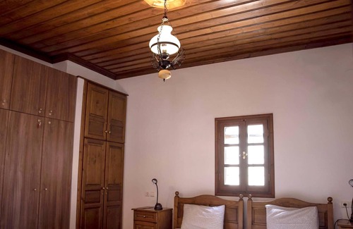 Makrynitsa House | Homerez - Big house 6 km away from the beach for 10 ppl. with sea view at Volos