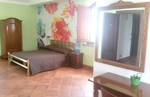 Segni Villa | Homerez - Big villa for 24 ppl. with swimming-pool, garden and terrace at Segni