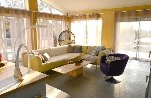 Gareoult Villa | Homerez - Big villa for 10 ppl. with swimming-pool and terrace at Garéoult