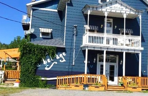 Sainte-Angele-de-Merici Apartment | Homerez - Amazing appartement 13 km away from the beach for 5 ppl.