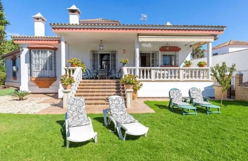 Arcos de la Frontera House | Homerez - Charming house in Arcos with private pool