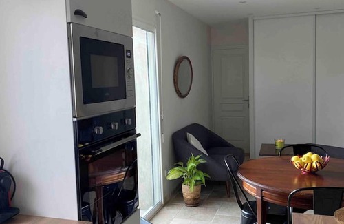 Ferel Apartment | Homerez - Charming Apartment - Férel - 60 m² - Private Terrace
