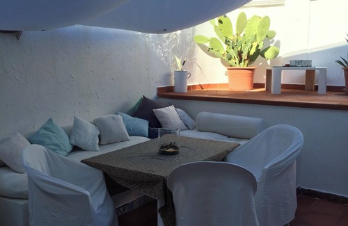 Rosa Marina House | Homerez - Charming house in Rosa Marina with garden