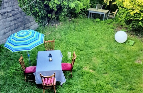 O Porrino House | Homerez - Charming House in Porriño with Terrace and Garden