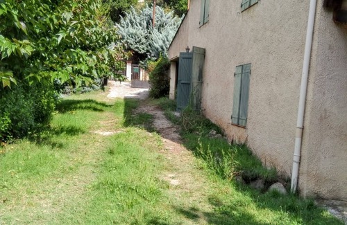 Barjols House | Homerez - Charming house in Barjols with private pool
