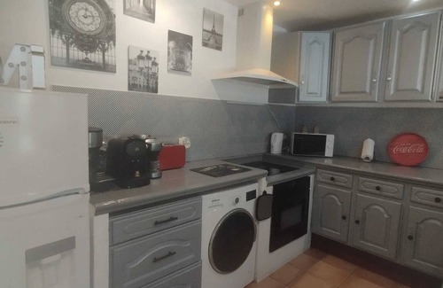 Maillane House | Homerez - Charming house in Maillane with a private pool