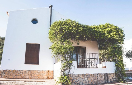 Estepa House | Homerez - Charming House in Estepa with Mountain View