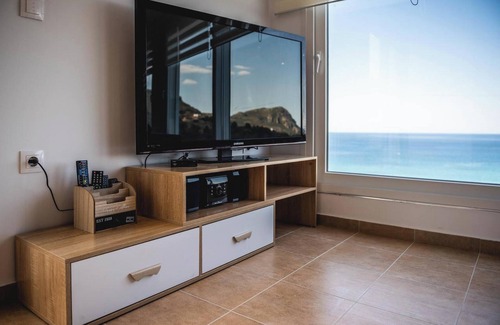 Stegna House | Homerez - Charming House in Rhodes with Jacuzzi and Sea View