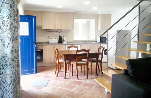 Almocageme House | Homerez - Charming House in Sintra + View