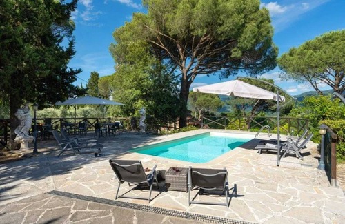 Pieve al Bagnoro Villa | Homerez - Charming Villa in Arezzo with Private Pool and Garden