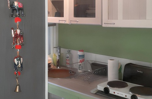Camembert Apartment | Homerez - Cosy Studio in Camembert - 20 m² with terrace and parking
