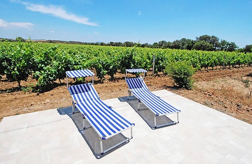 Sant'Anna Arresi House | Homerez - Cozy House in Sant'Anna Arresi with View
