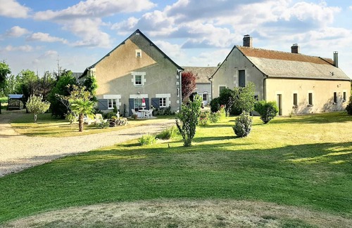 Thilouze Apartment | Homerez - Cozy studio in Thilouze of 55 m² with private garden