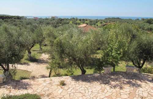 Skafidia Apartment | Homerez - Elegant Apartment in Agios Ilias, Sea View