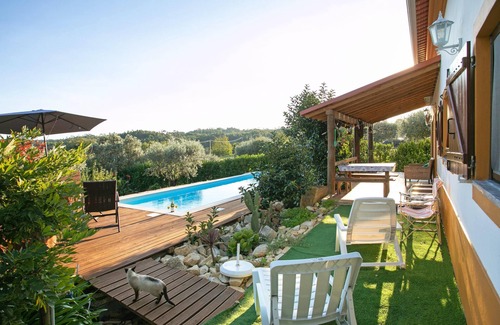 Camparca Villa | Homerez - Elegant Villa in Carcavelos with Private Pool