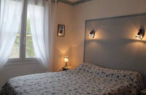 Maillane Villa | Homerez - Elegant Villa in Maillane with Private Pool