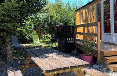 Saint-Leger-les-Melezes Ski Chalet | Homerez - Chalet in Saint-Léger-les-Mélèzes