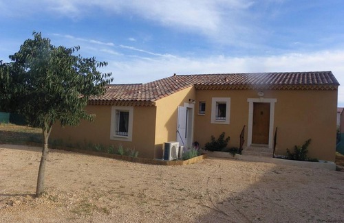 Croagnes Villa | Homerez - Villa in Saint-Saturnin-lès-Apt