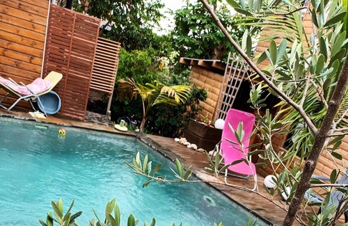 Concession Conde House | Homerez - Great house 10 km from the beach for 4 pers. with pool access