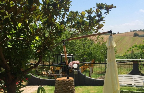 Montenero di Bisaccia House | Homerez - House 5 km away from the beach for 6 ppl. with jacuzzi and sea view