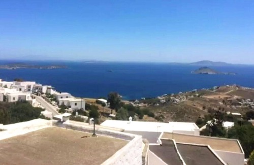 Chora House | Homerez - House 1 km away from the beach for 8 ppl. with sea view at Patmos
